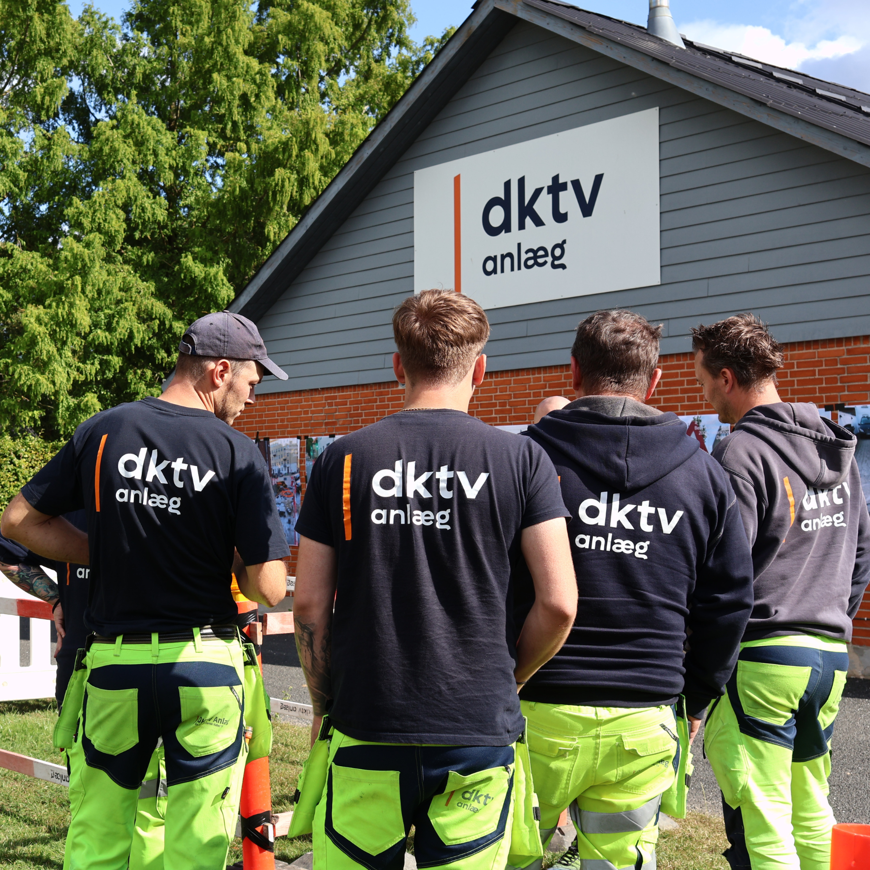 Entreprenørydelser Ved Ladestanderinstallationer Web